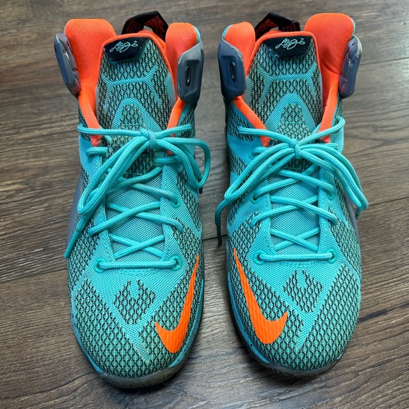 7Y Nike Lebron 12 - Picture 3 of 8